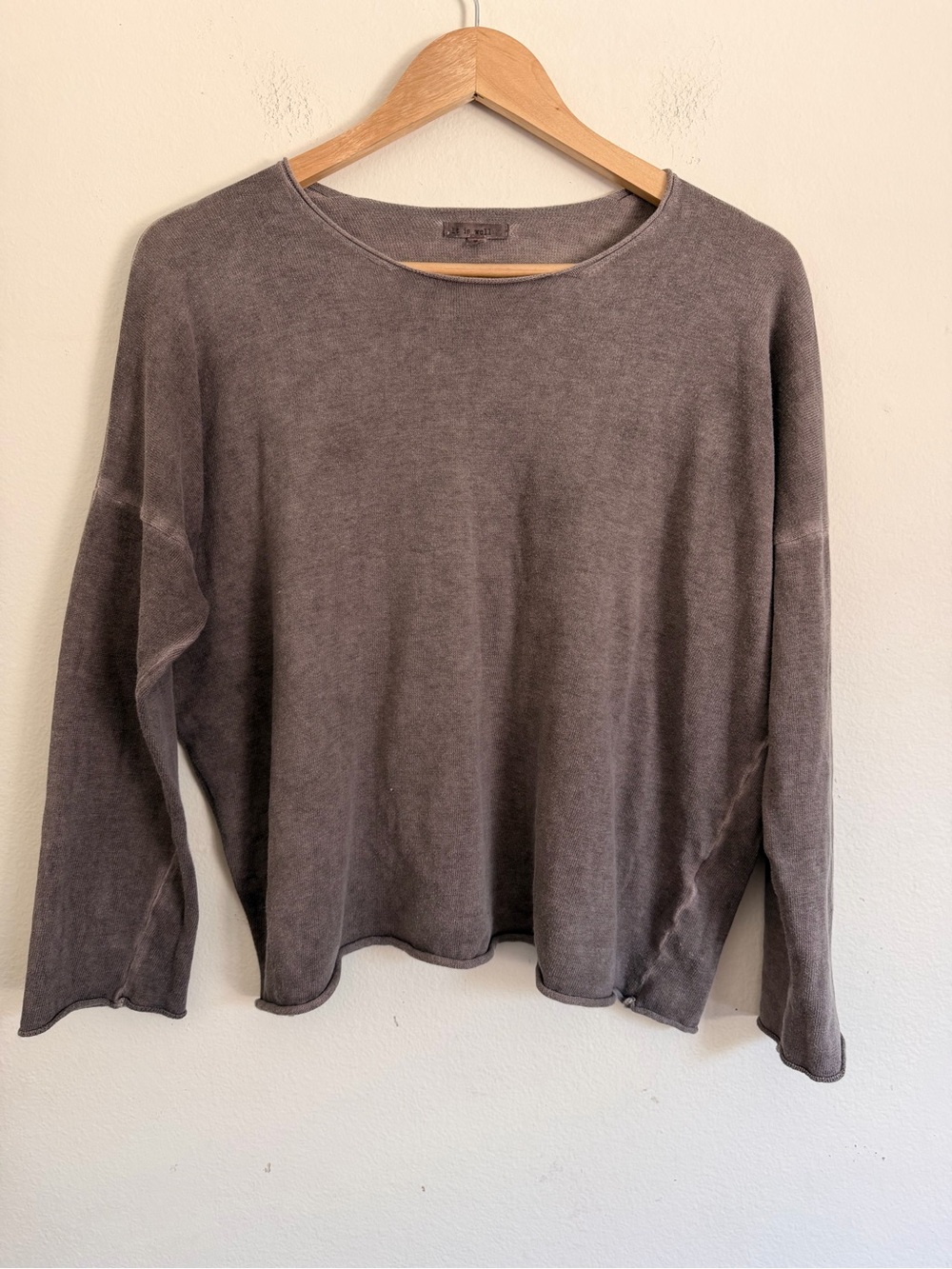 It Is Well LA 100% Cotton Boxy Crop Sweater Size M Lightweight Streetwear Cozy